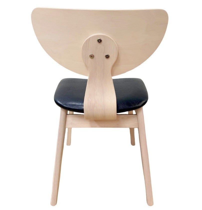 Silla DUBLIN, contrachapado de madera de hevea, natural, similpiel negra